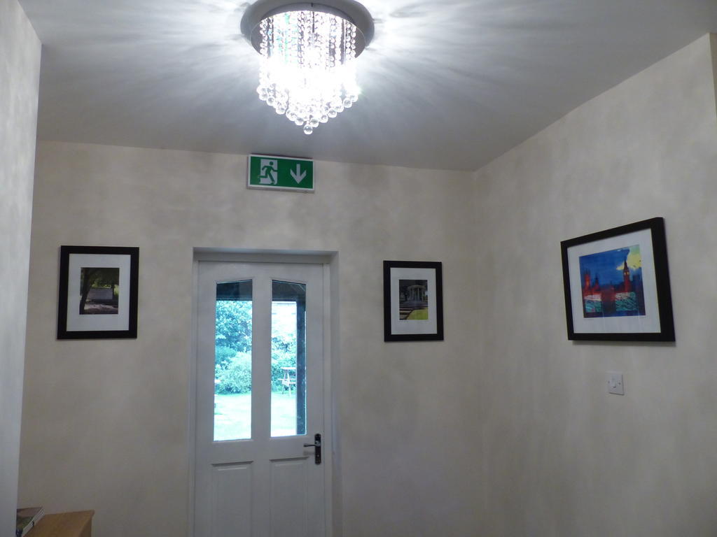 The Sun Inn Englefield Green 客房 照片